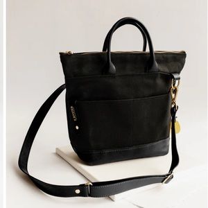 R riveter black bag